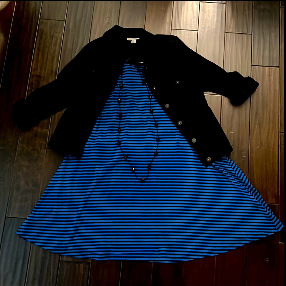 Old Navy size XL black and blue striped tank top swing dress!